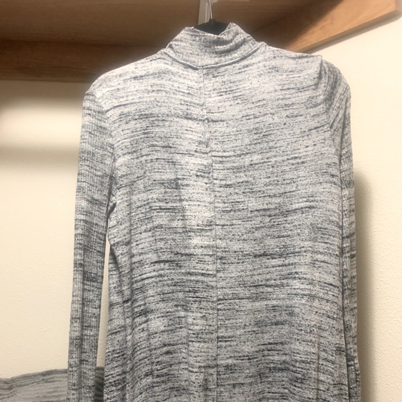 Long Grey Cardigan - Great coverage! - Picture 4 of 4